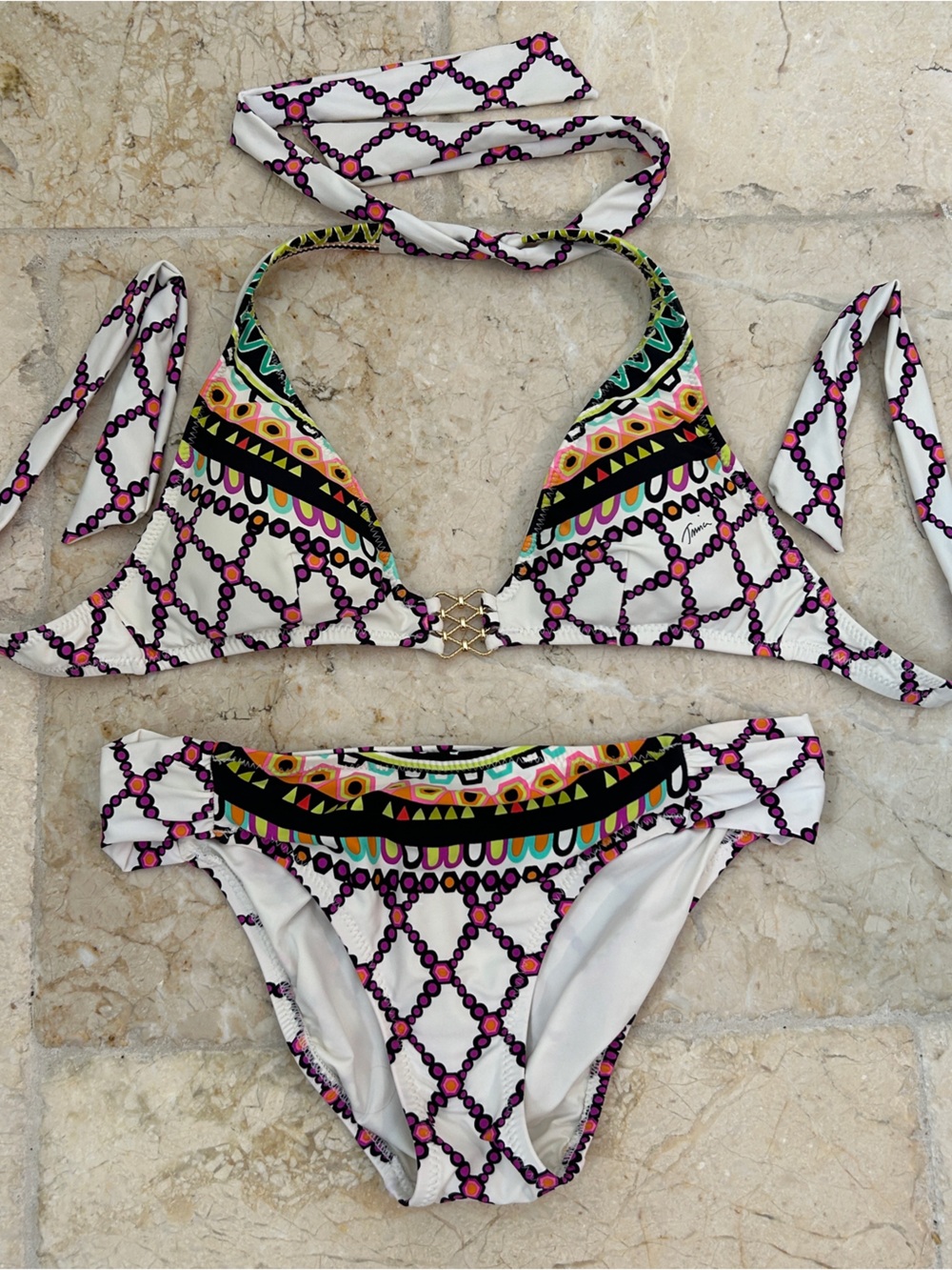 TRINA TURK Kon Tiki 2-Pice Bikini Triangle Top & Hipster Bottoms, Sze 4 & 6, EUC